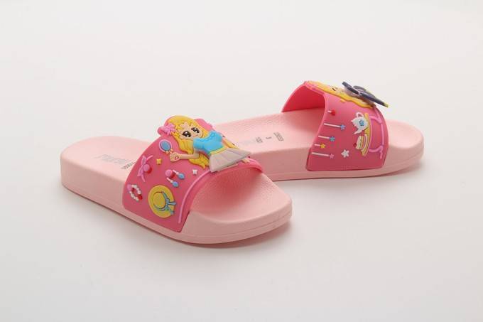 Обувь пляжная