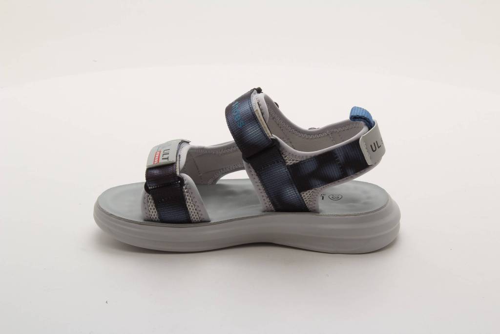 Сандалии открытые