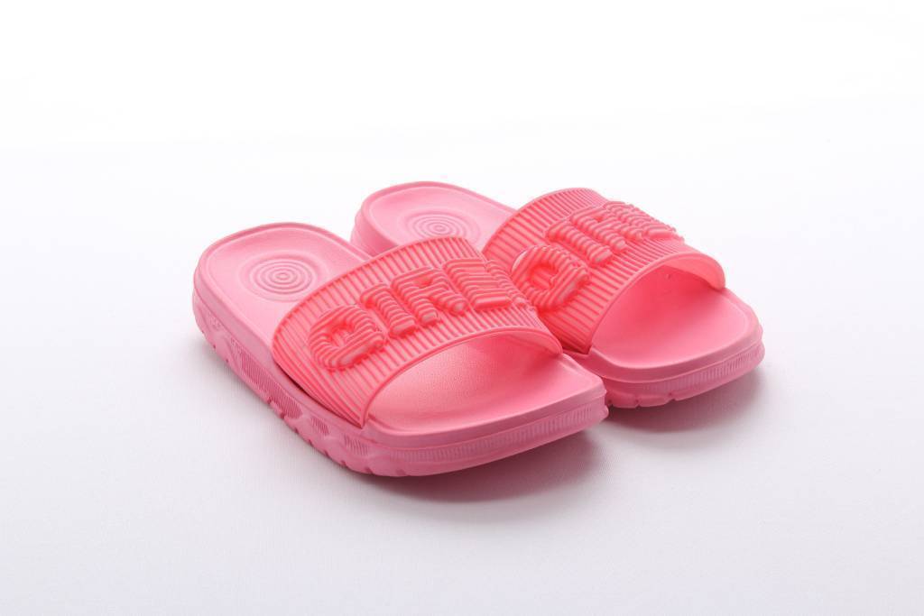 Обувь пляжная