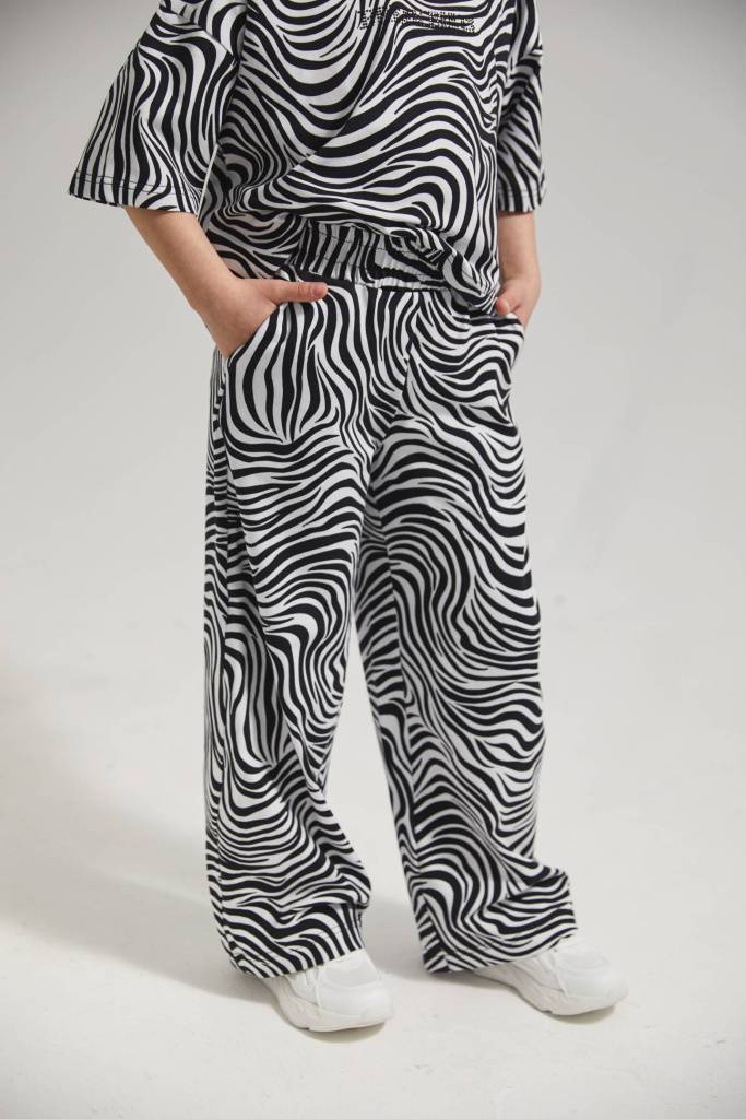 Костюм (футболка/брюки)