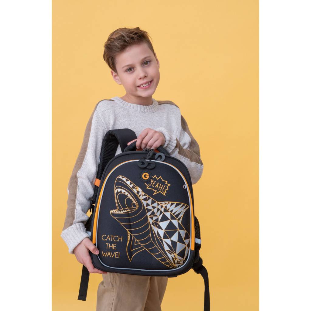 Рюкзак школьный