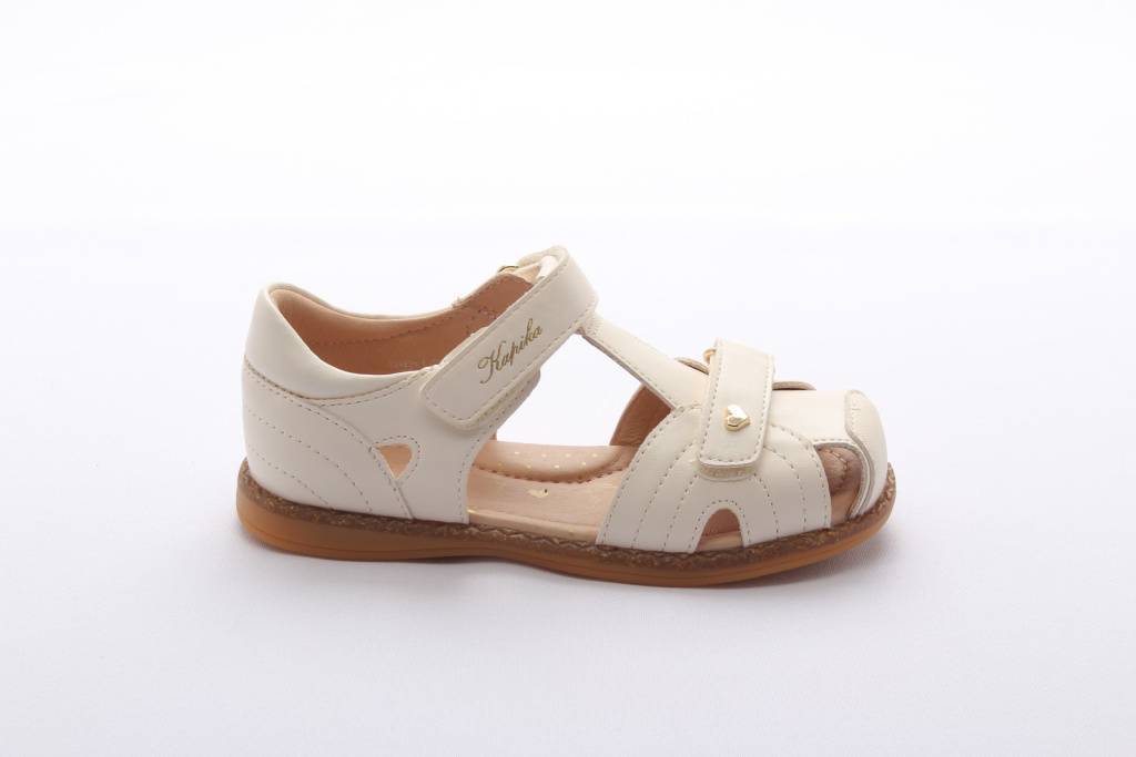 Сандалии закрытые