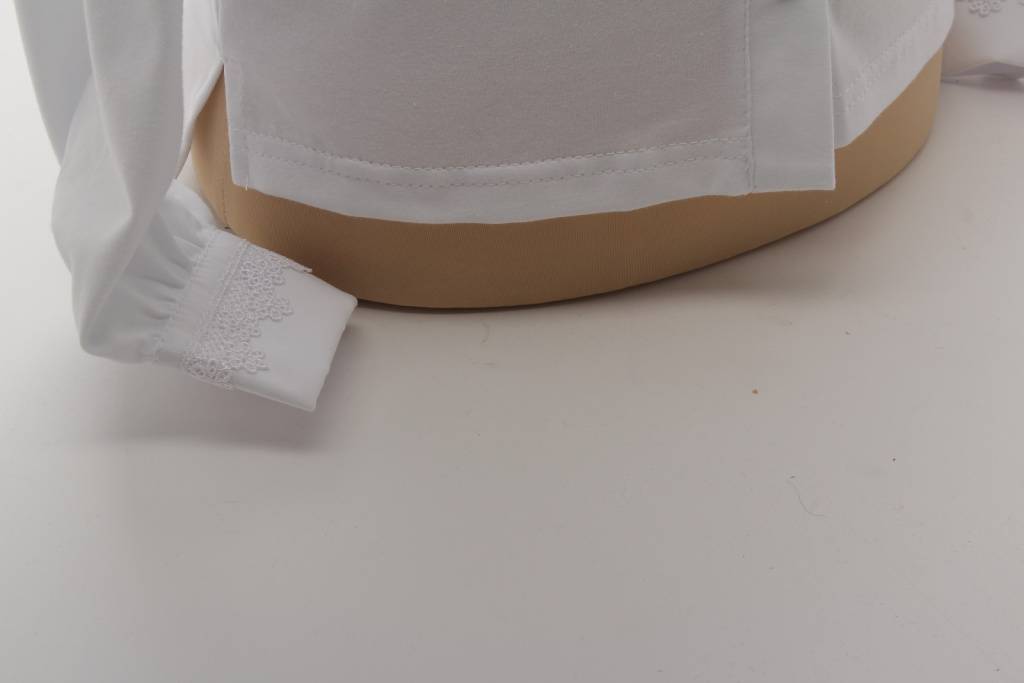 Блузка с длинным рукавом