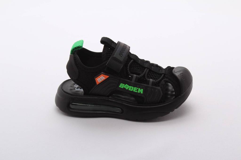 Сандалии закрытые