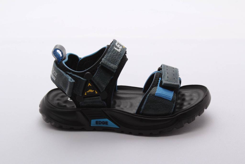 Сандалии открытые