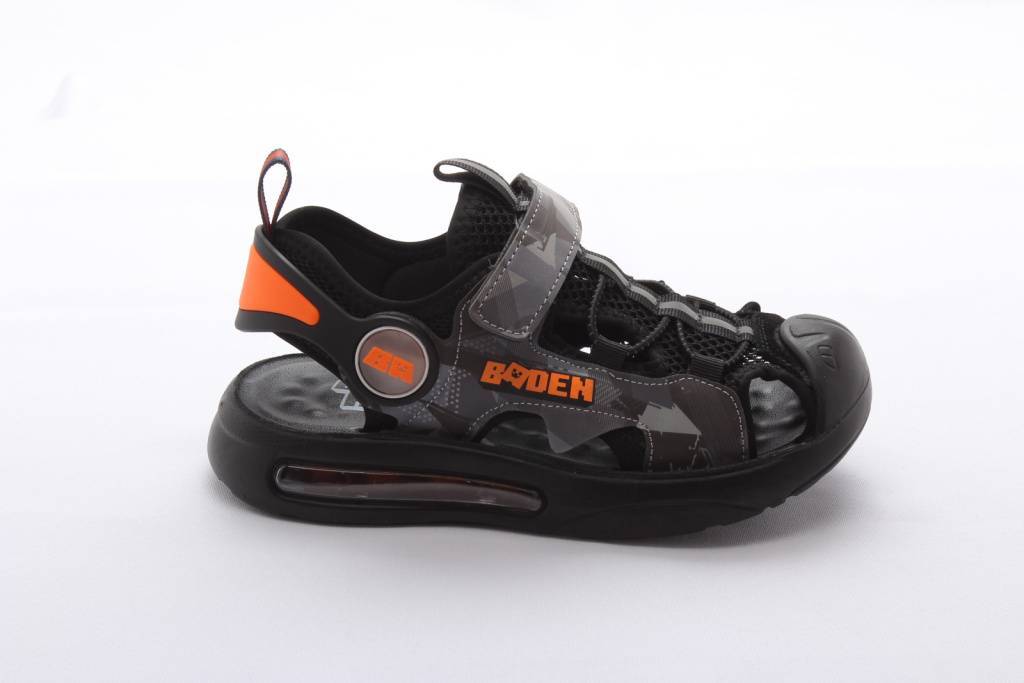 Сандалии закрытые