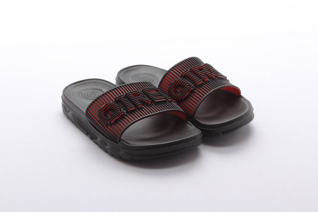 Обувь пляжная