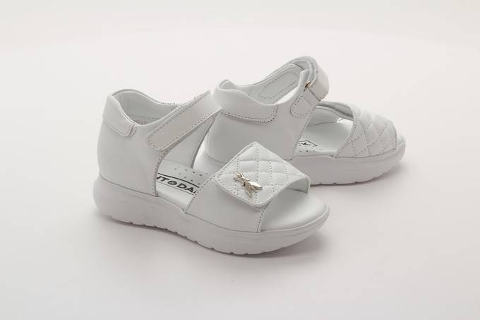 Сандалии открытые